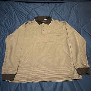 Long sleeve collared shirt